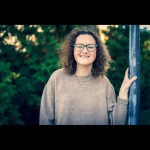 Meet your Posher, Alaina